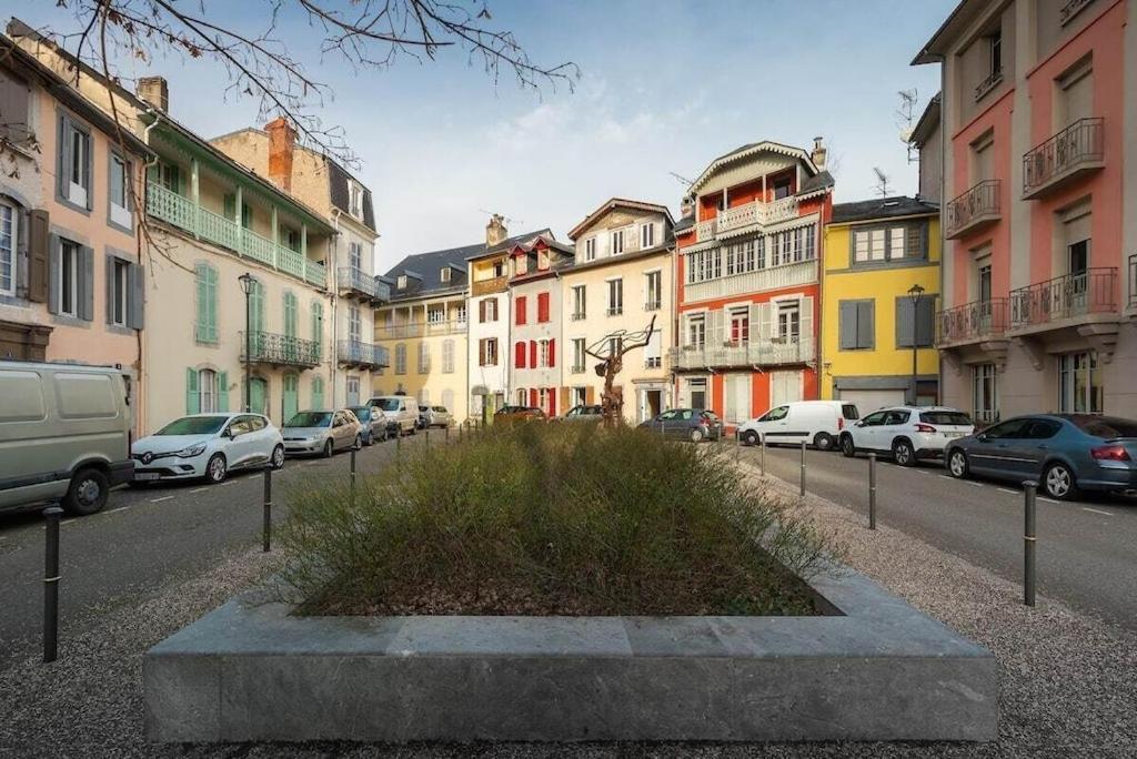 Terrasse, Jardin,, Appartement 80M², Vue Montagne, Wifi, Bureau Bagnères-de-Bigorre Buitenkant foto